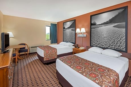 1 King Bed Mobility Accessible Room Non-Smoking