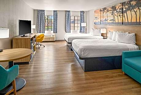 Queen Suite - Non-Smoking