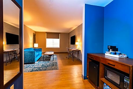 King Suite - Disability Access/Non Smoking