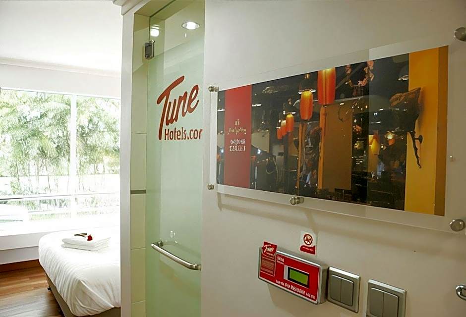 Tune Hotel - Waterfront Kuching