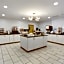 Orangewood Inn & Suites Kansas City Airport