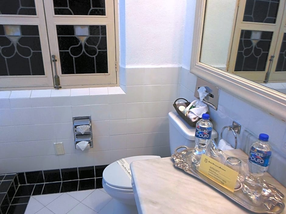 Hotel Virrey De Mendoza