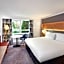 Hilton Cobham