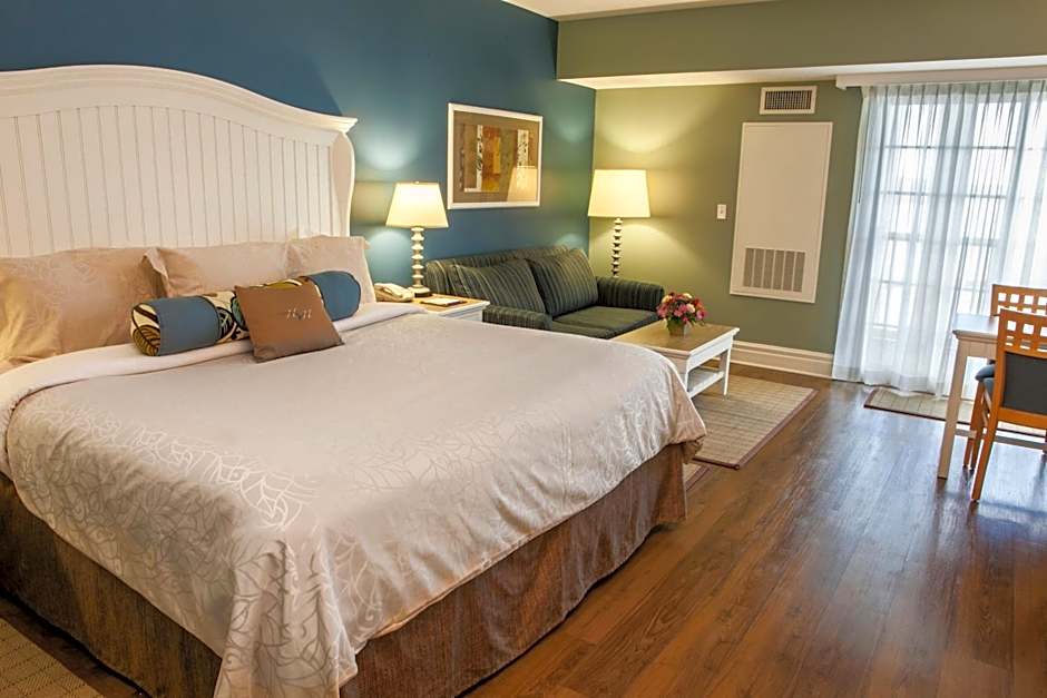 Watkins Glen Harbor Hotel