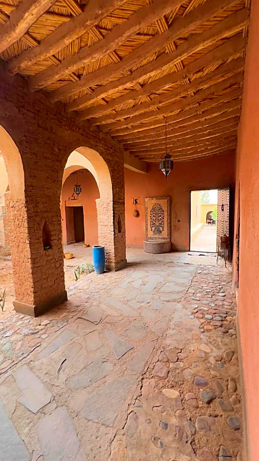 Auberge Famille Benmoro