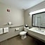 Garner Hotel Longview South By IHG