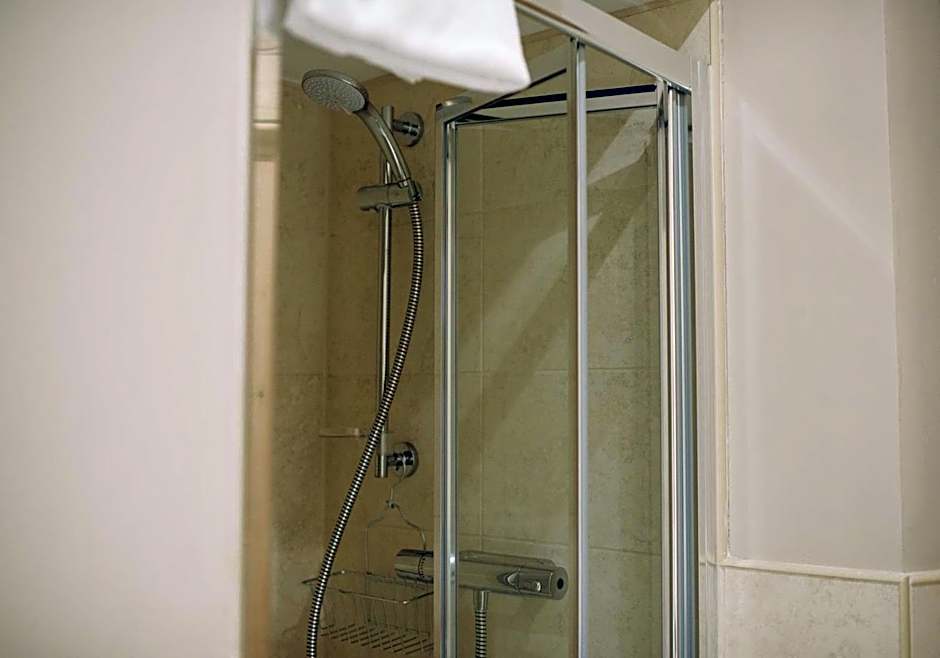 Royal Valentia Hotel