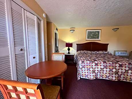 King bed non smoking