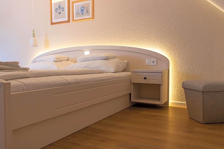 Tornácos Hotel - Hegykő