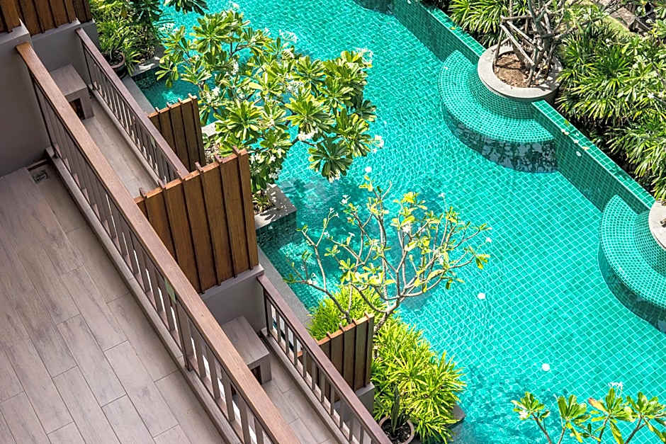 Photo 1 of 2 of Deluxe, Pool View