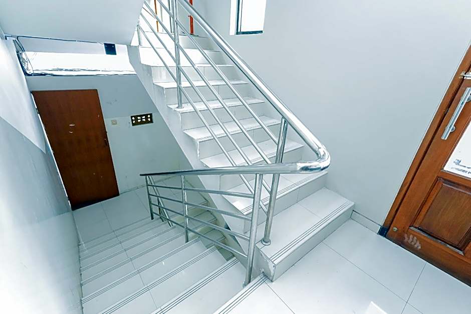 KoolKost near Tunjungan Plaza