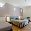 Cerri Hotel