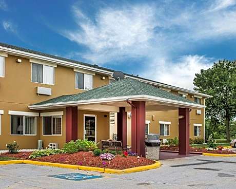 Quality Inn Manitowoc