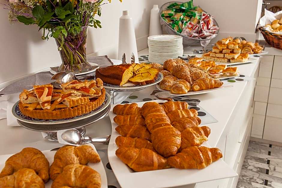 Hotel Ariston & Apartments