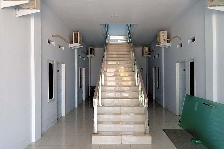 Hotel O Kost Nian Syariah Near SPBU Pertamina 74.91657 Mattirotasi Sidrap