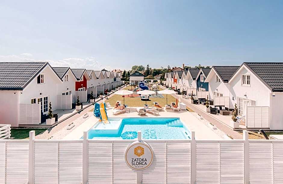Zatoka Slonca - Domki z basenem, WiFi i parking w cenie!