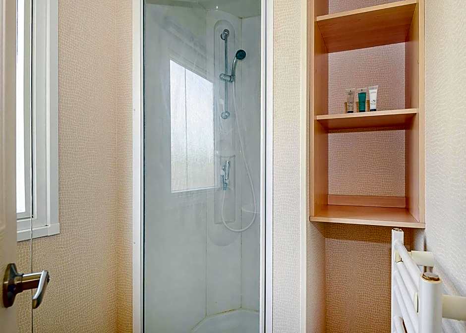 Riverside Caravan Holiday Park