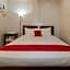 RedDoorz @ Davids Travellers Inn Cavite