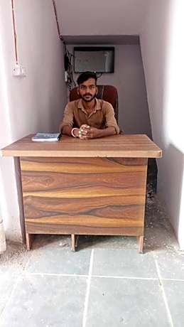 SPOT ON Hotel Golden 2 Gajraula