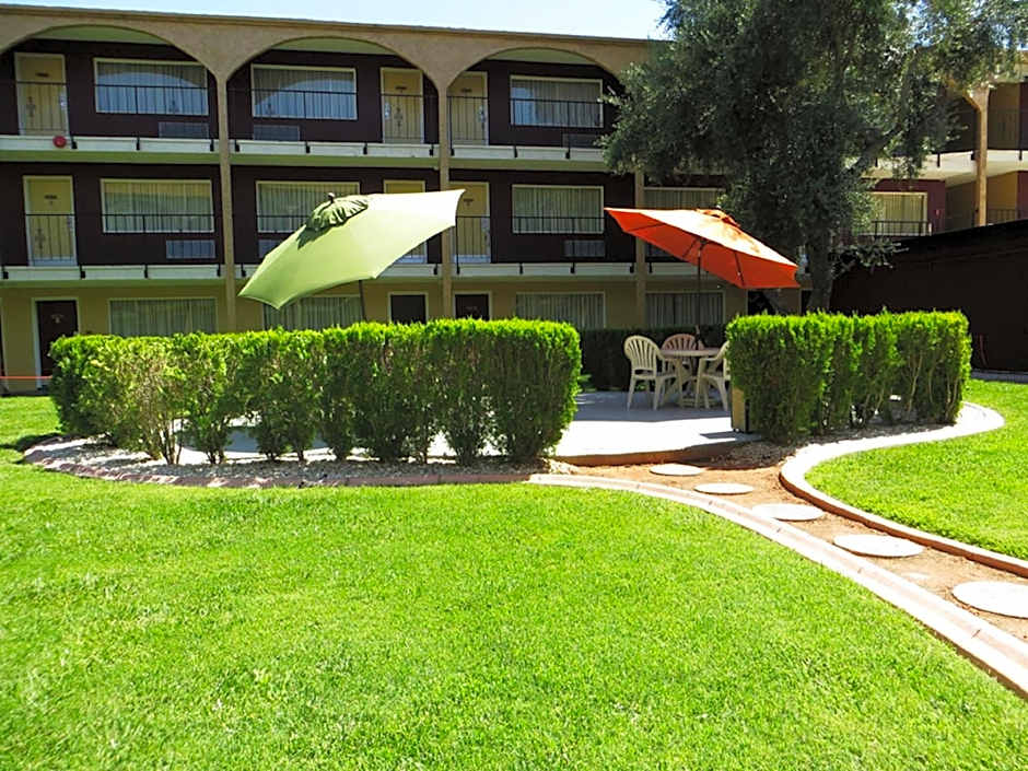 Mardi Gras Hotel & Casino