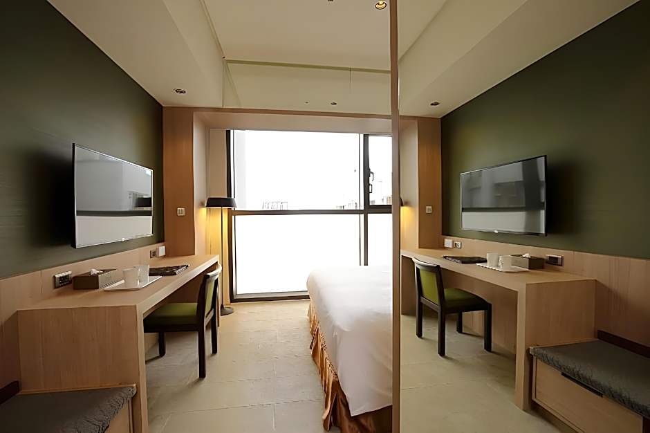 Kloud Hotel