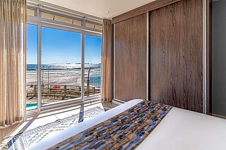 Two-Bedroom Apartment with Ocean View