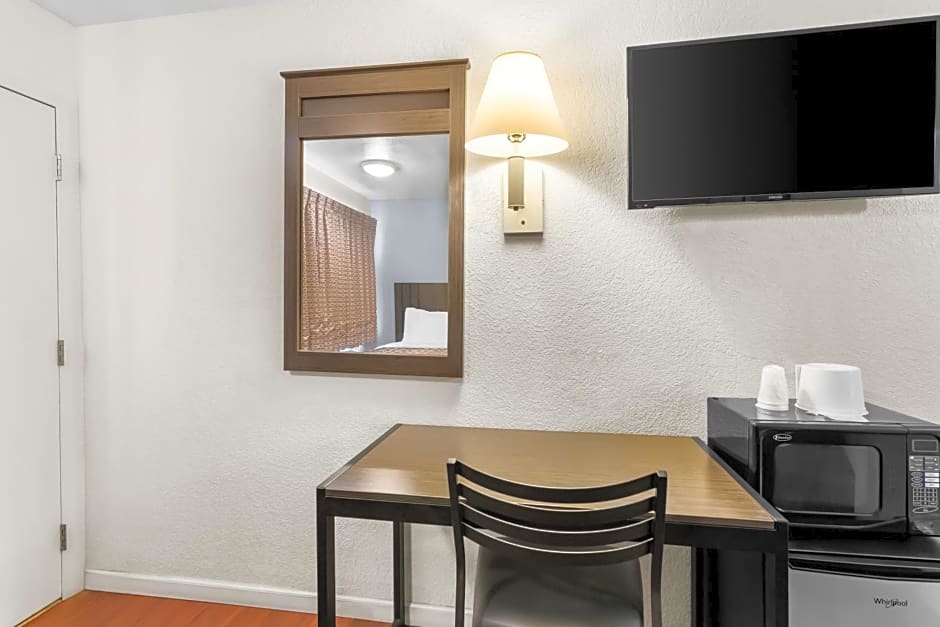 Americas Best Value Inn Stillwater