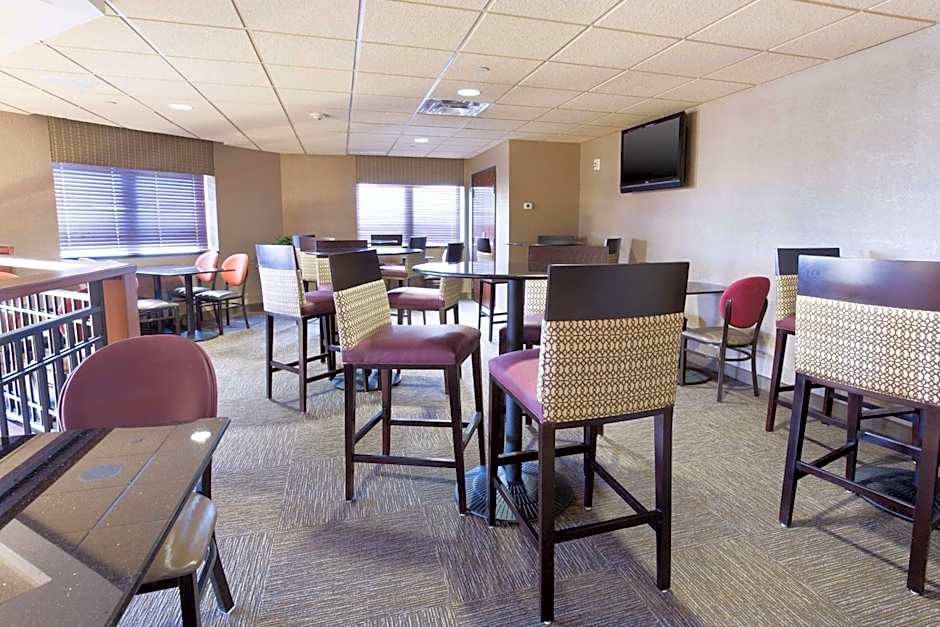 Drury Inn & Suites Flagstaff
