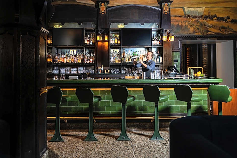 Hotel Savoy Kansas City, Tapestry Collection by Hilton