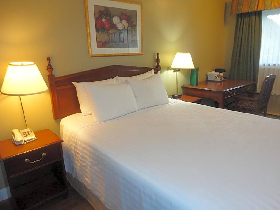 Days Inn by Wyndham Vernon