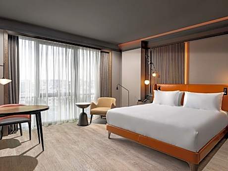 Superior Room - City Side