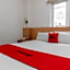 RedDoorz Plus near Galaxy Bekasi