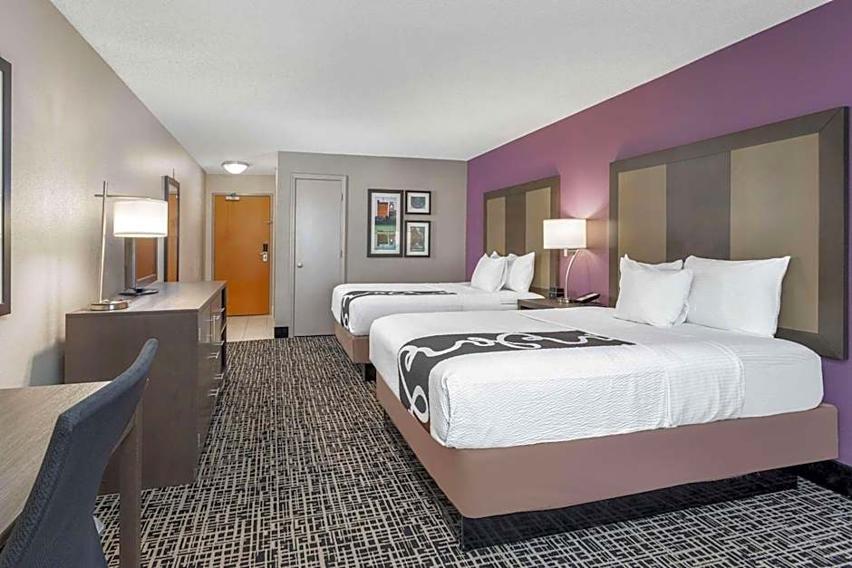 La Quinta Inn & Suites by Wyndham Hopkinsville