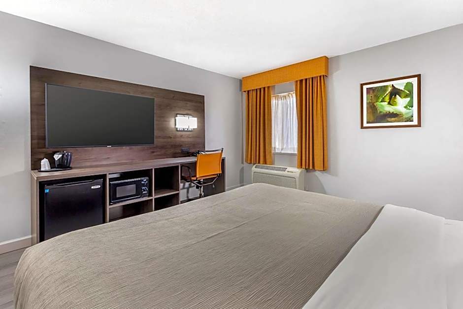 Quality Inn & Suites Raleigh Durham Airport