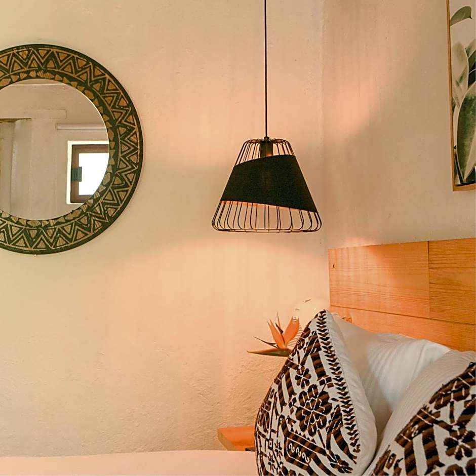 Petit Mesón (Pet Friendly Hotel)