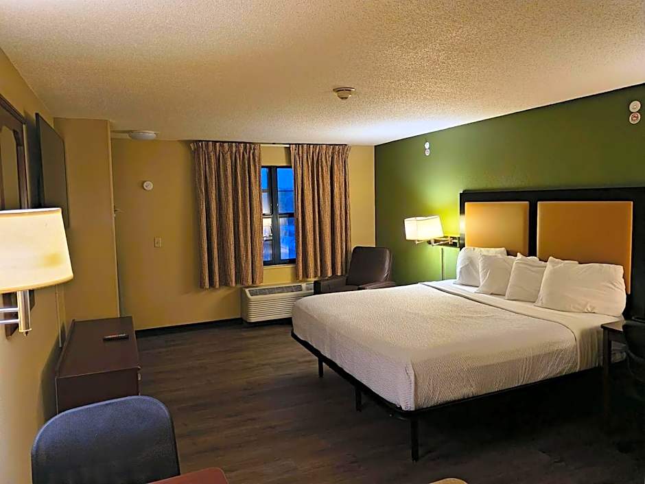 Extended Stay America Suites - Chicago - Schaumburg - I-90