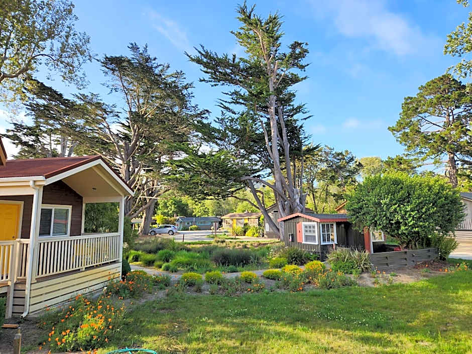 Carmel River Inn