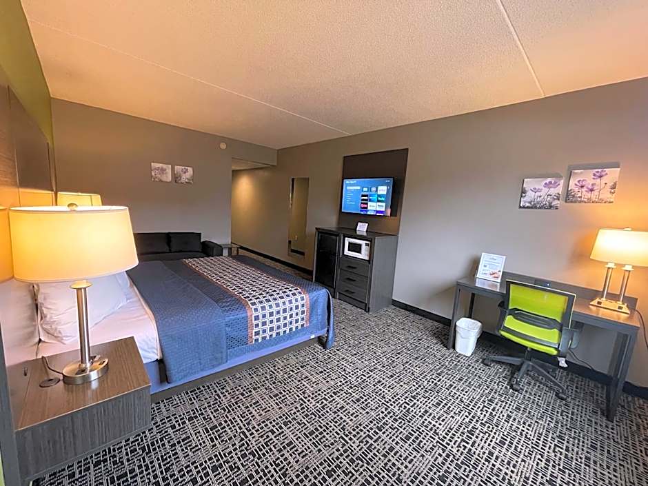 Wingate by Wyndham Lake George