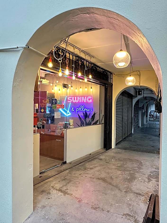 Swing & Pillows @ Beach Street