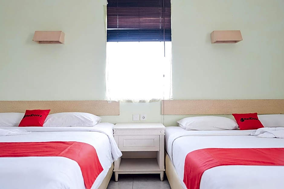 RedDoorz Plus at Sunrise Hotel Sanur