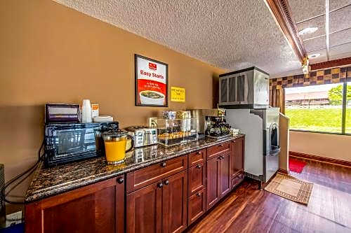 Econo Lodge Mount Laurel