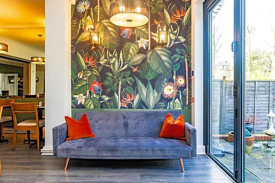 Croft Court Hotel Free Parking