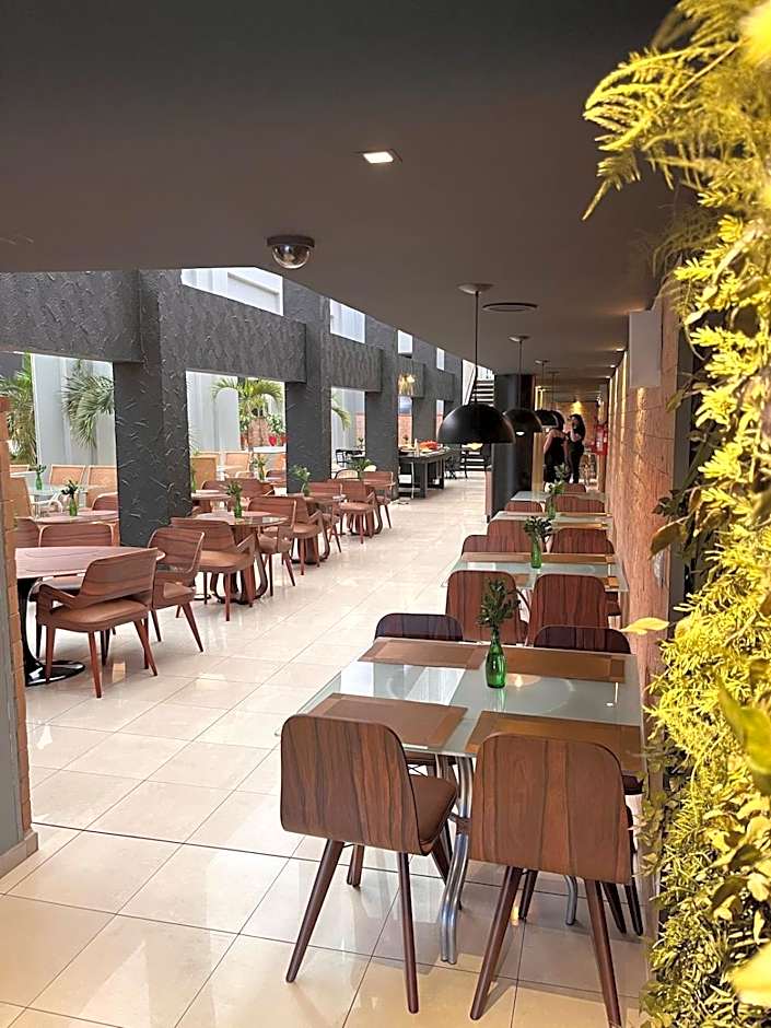 Oasis Tower Hotel