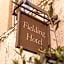 Fielding Hotel
