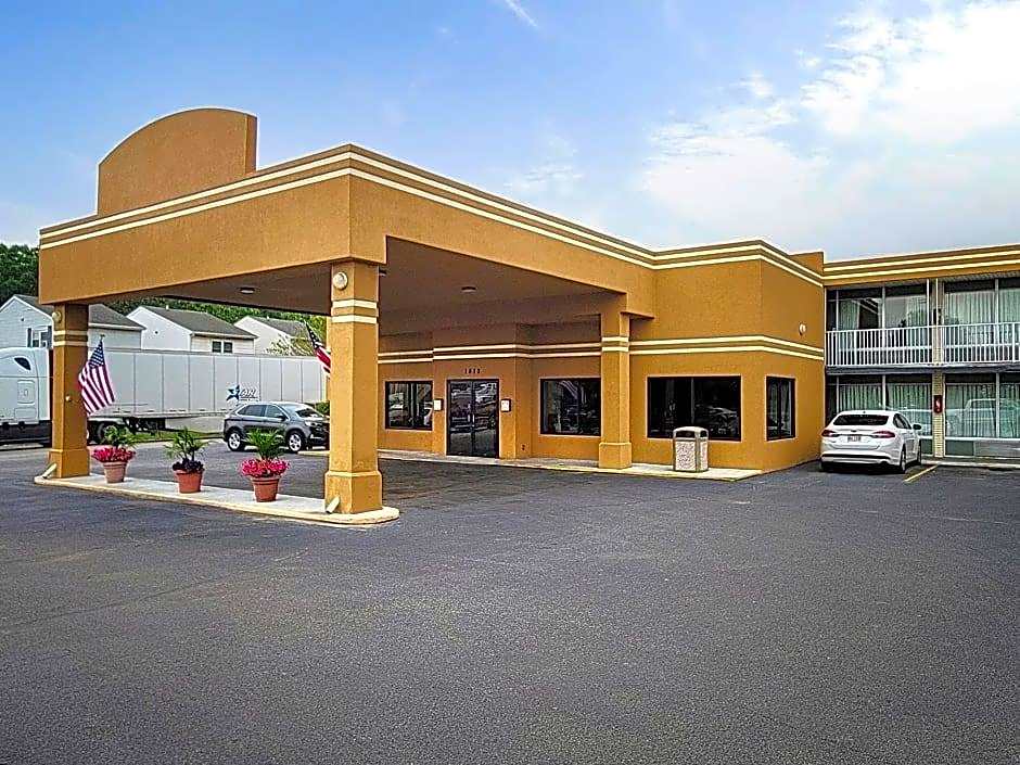 Motel 6 Effingham, IL