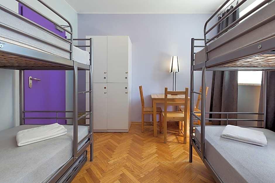 Tatamka Hostel