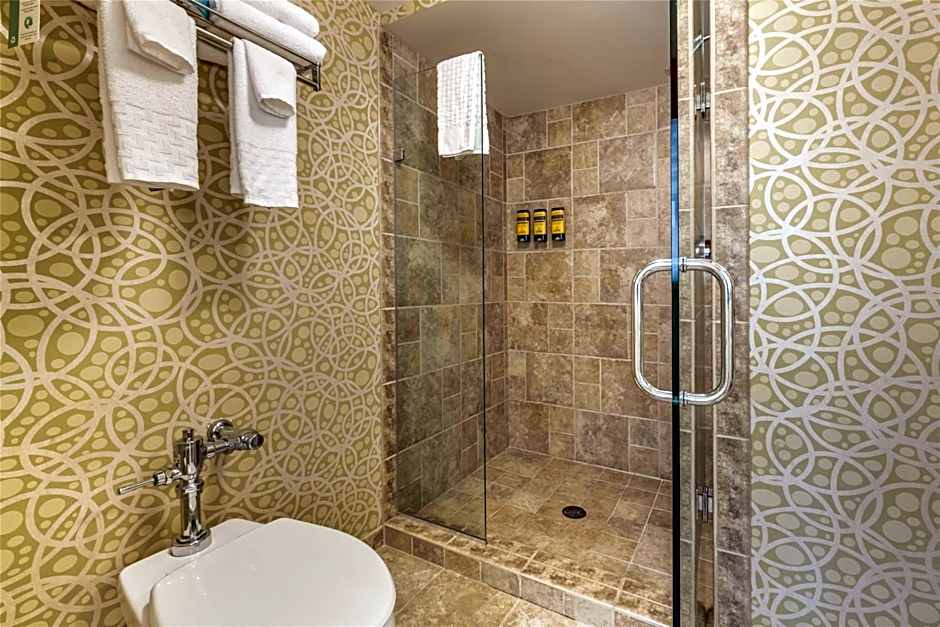 Best Western Plus The Normandy Inn & Suites