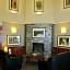 Lakeview Inns & Suites - Fort Nelson