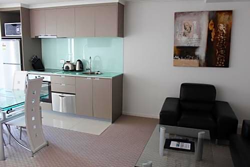 Distinction Wellington, Century City Hotel