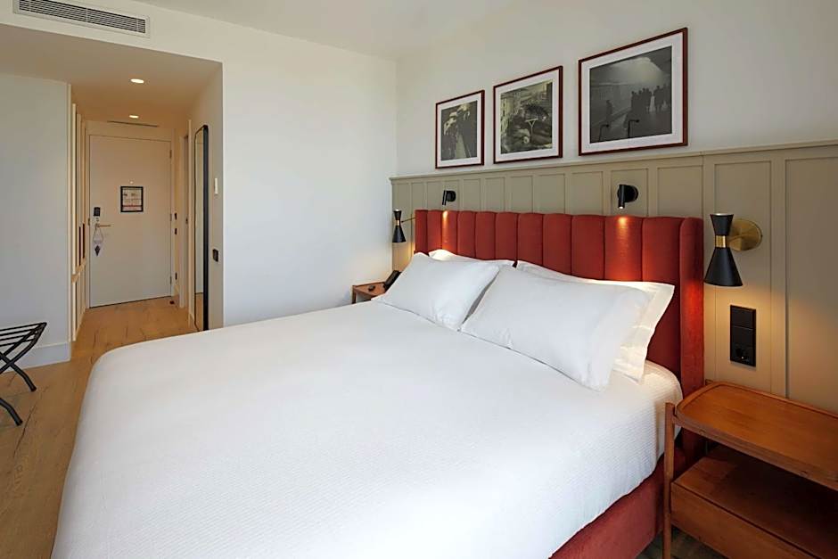 Via Sants Hotel Barcelona, Tapestry Collection by Hilton